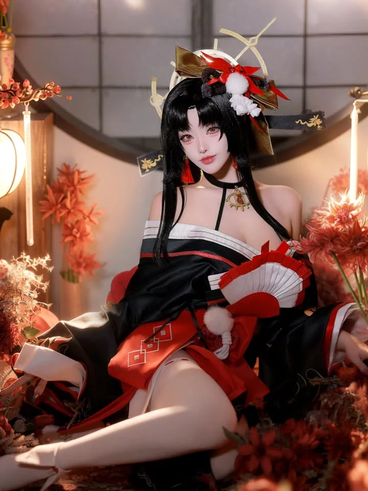 Cách mà coser "triệu follow" biến hình, sức nóng quả thực không phải bàn cãi