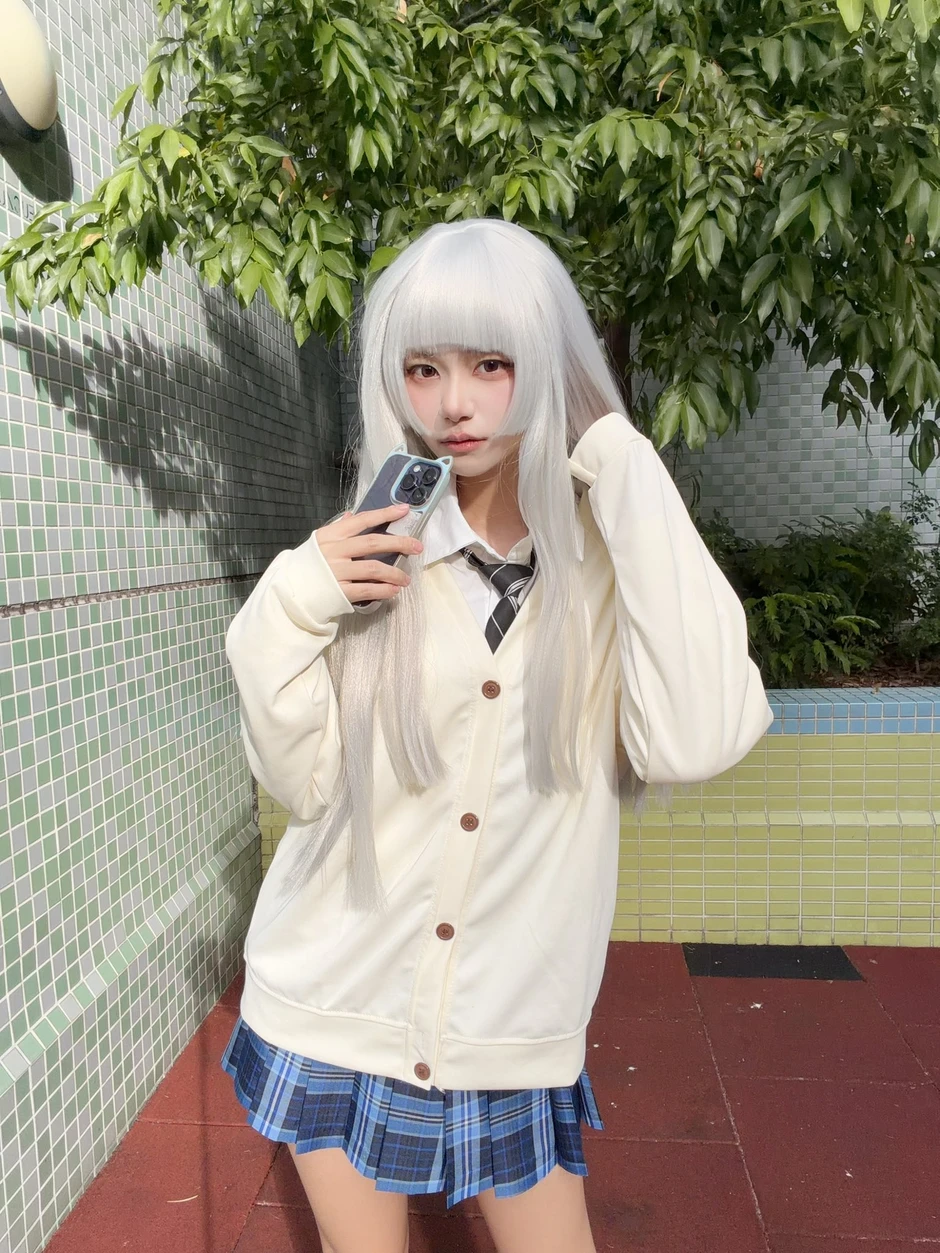 Cận cảnh màn "xóa xăm" của các nữ coser xinh đẹp, hóa ra để hóa trang cần phải chịu đau đớn đến mức này Cận cảnh màn "xóa xăm" của các nữ coser xinh đẹp, hóa ra để hóa trang cần phải chịu đau đớn đến mức này