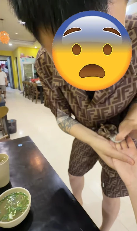 Cặp đôi quay TikTok gây tranh cãi: Hài hước giải trí hay "content r.á.c" dạy hư giới trẻ?