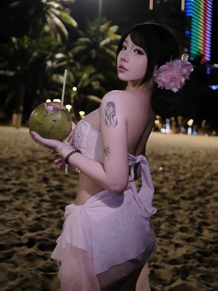 Chán cosplay, nữ coser "đổi gió" đón hè bằng một bộ ảnh mới