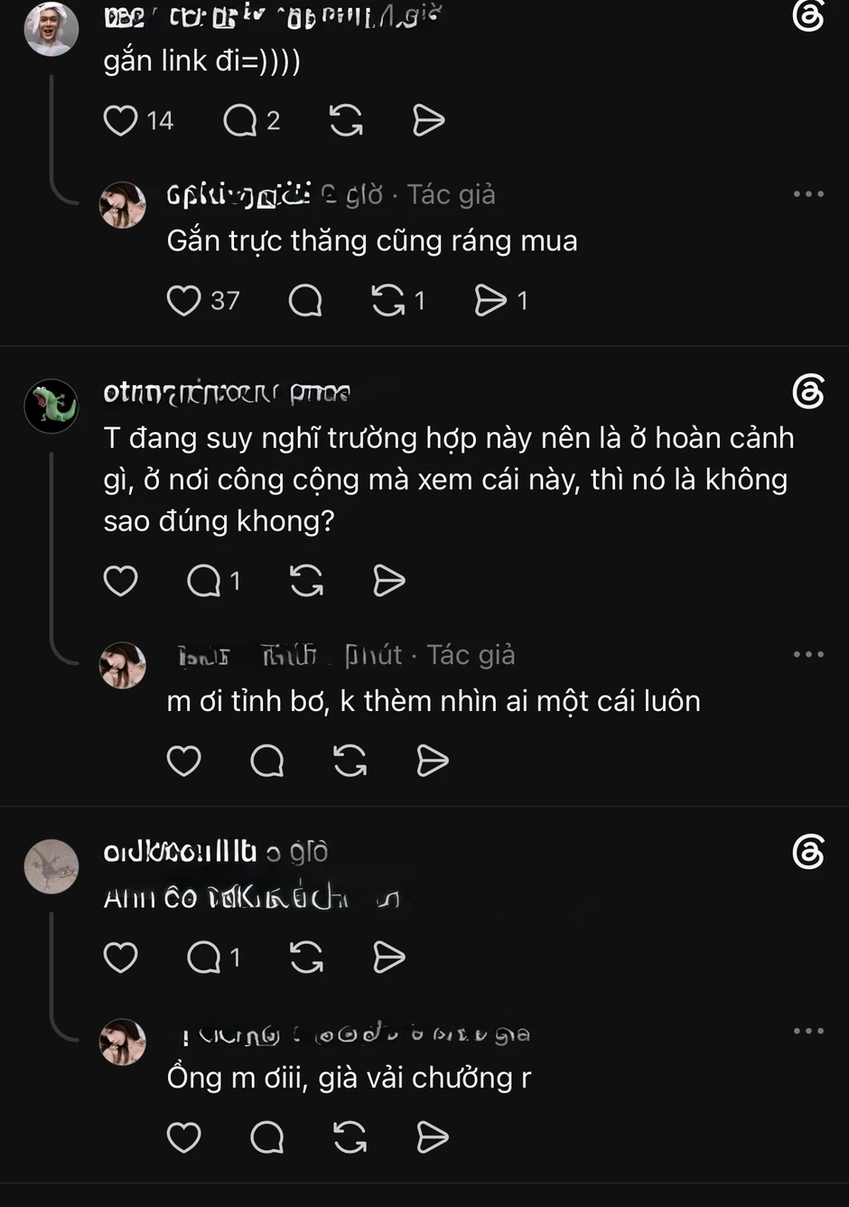 Choáng! Đi phương tiện công cộng, người đàn ông lớn tuổi thản nhiên mở clip "nóng" khiến cô gái bên cạnh sợ hãi