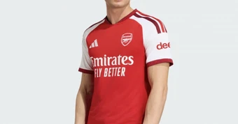 Chồng thất nghiệp vẫn "bạo tay" đòi mua áo Arsenal 3 triệu, vợ lên mạng than thở liền nhận cái kết bất ngờ