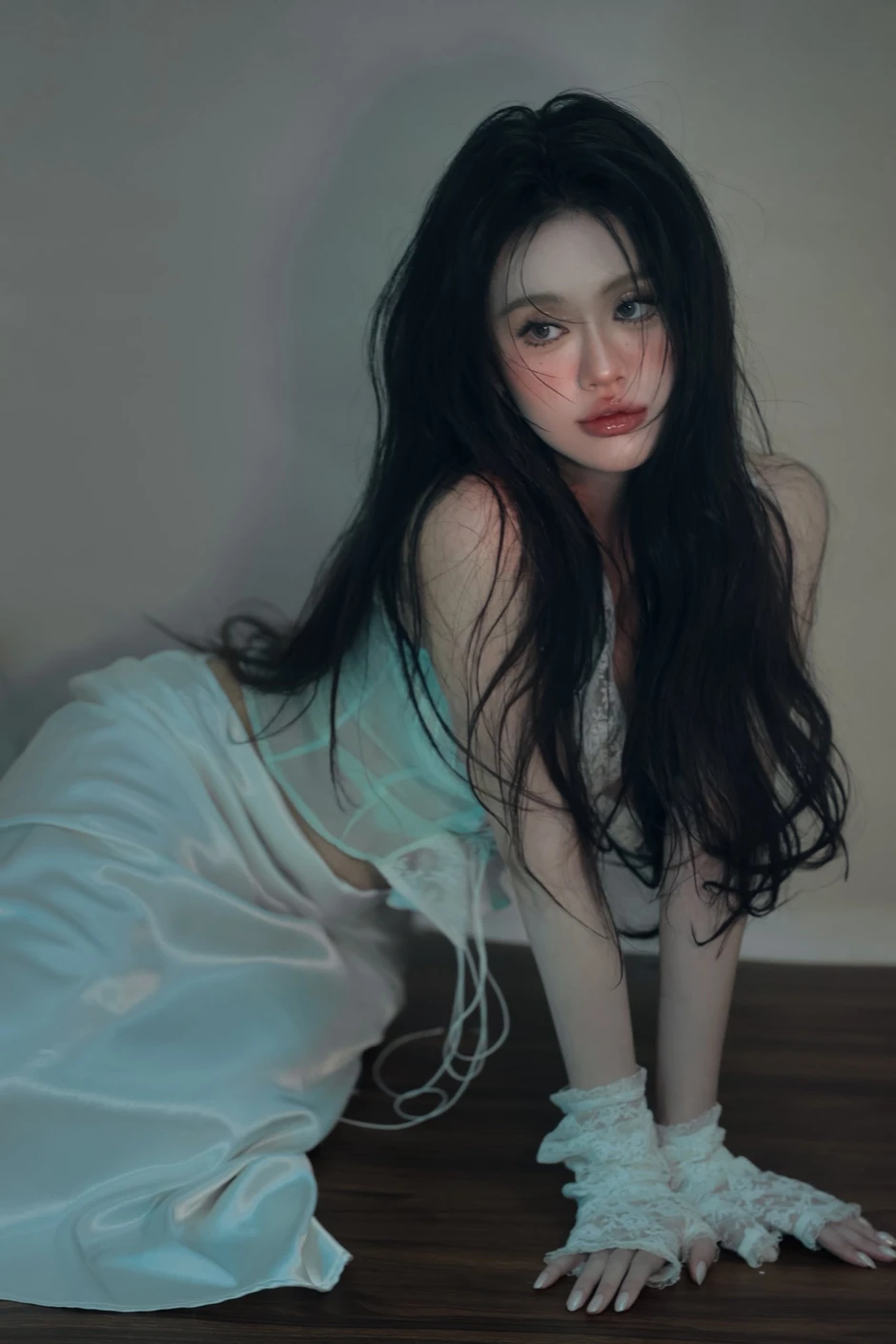 Chụp studio đầy ấn tượng, hot girl "gây mê" với visual đầy khí chất