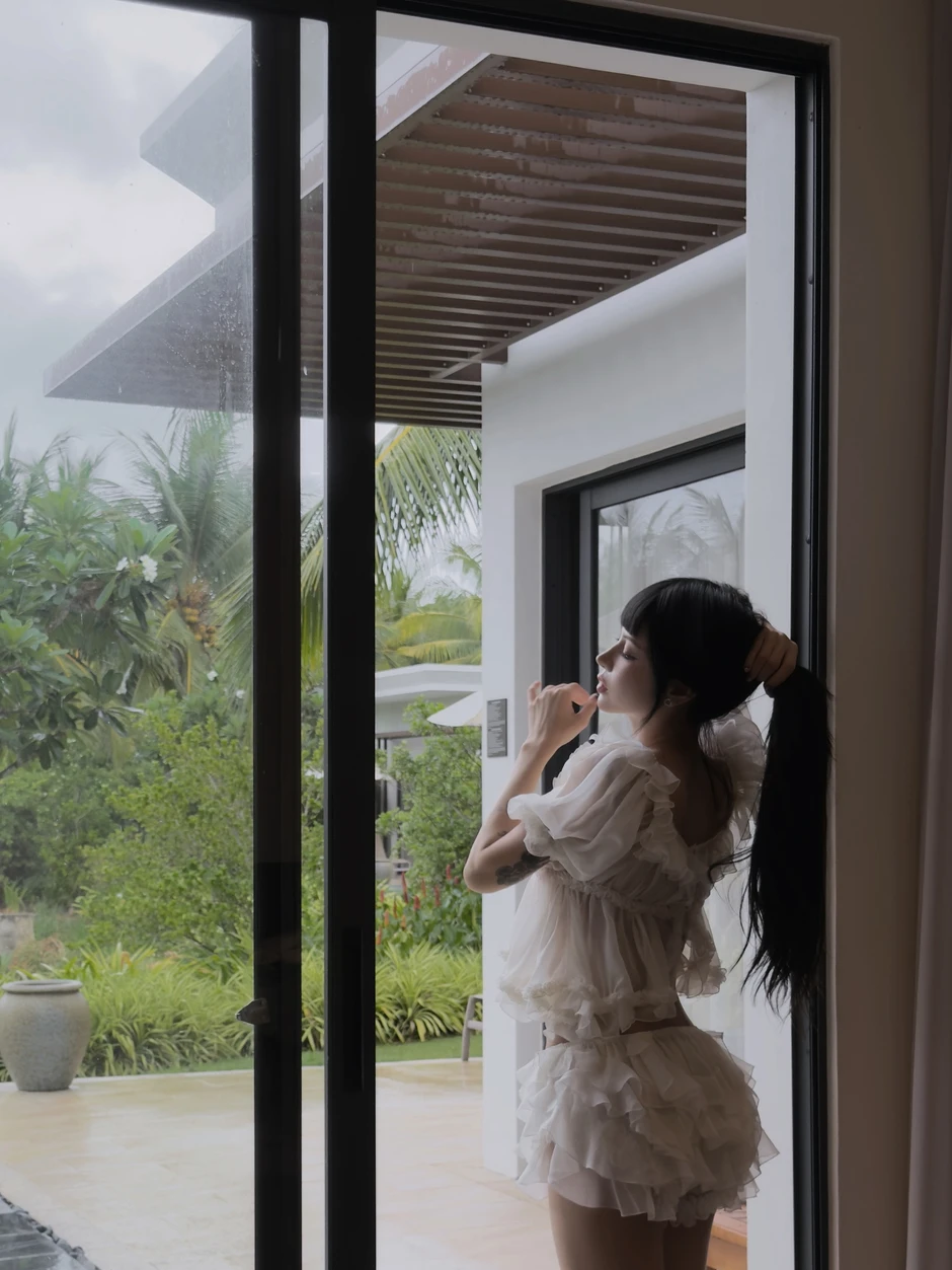 Ciin càng ngày càng đẹp, chỉ khoe ảnh thư giãn trên giường cũng đủ khiến CĐM chao đảo vì si mê Ciin càng ngày càng đẹp, chỉ khoe ảnh thư giãn trên giường cũng đủ khiến CĐM chao đảo vì si mê