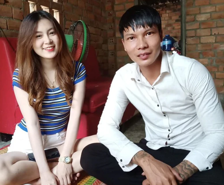 Hot girl Trần Nam Trân từng xuất hiện bên Lộc Fuho ngày càng nóng bỏng Cô giáo hot girl Trần Nam Trân từng xuất hiện bên Lộc Fuho ngày càng nóng bỏng