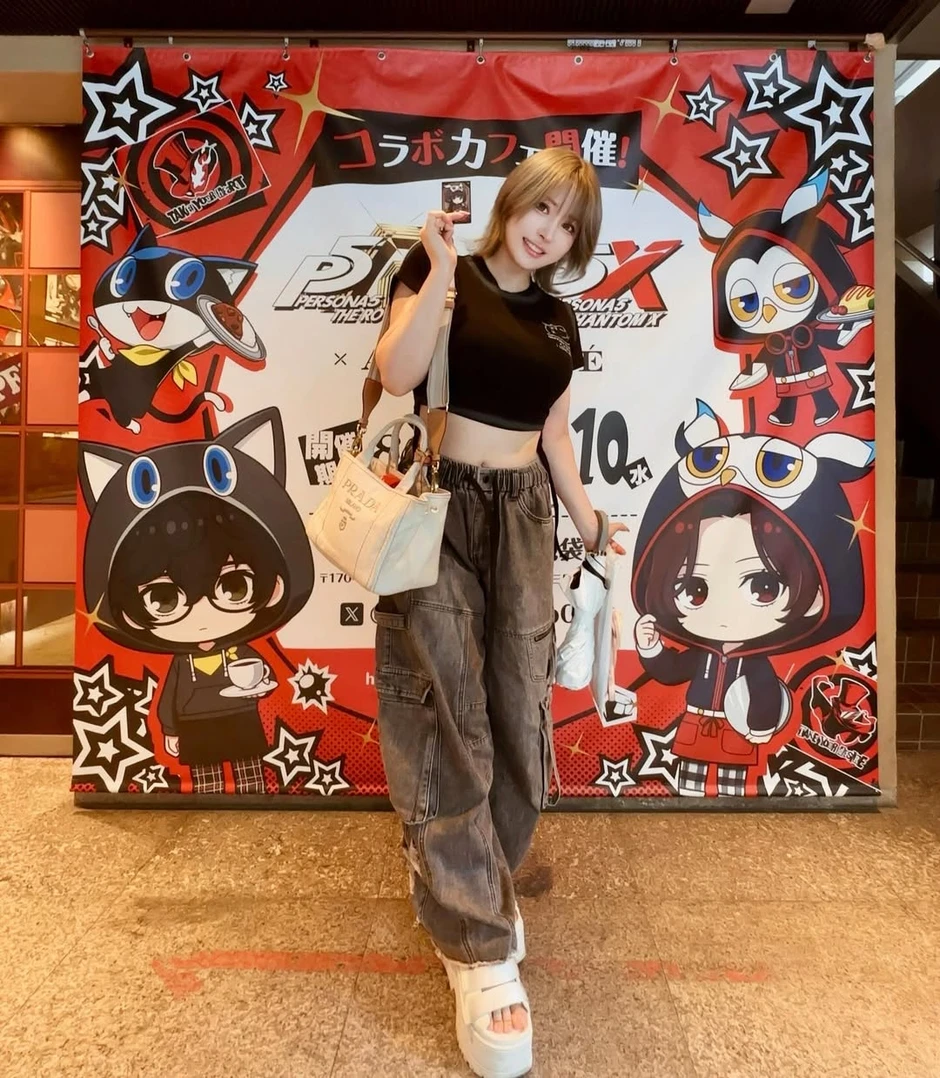 Coser "chơi lớn" dùng lửa thật ở hậu trường: Quá cháy hay quá liều?