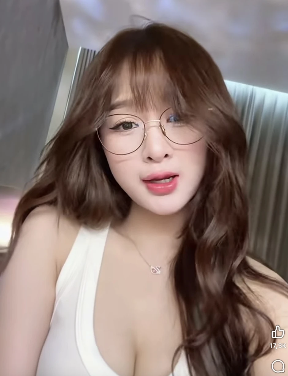 Đăng ảnh mới nhưng bị fan tràn vào đòi "trả lại Gấm Kami ngày xưa", chính chủ phản ứng thế nào?