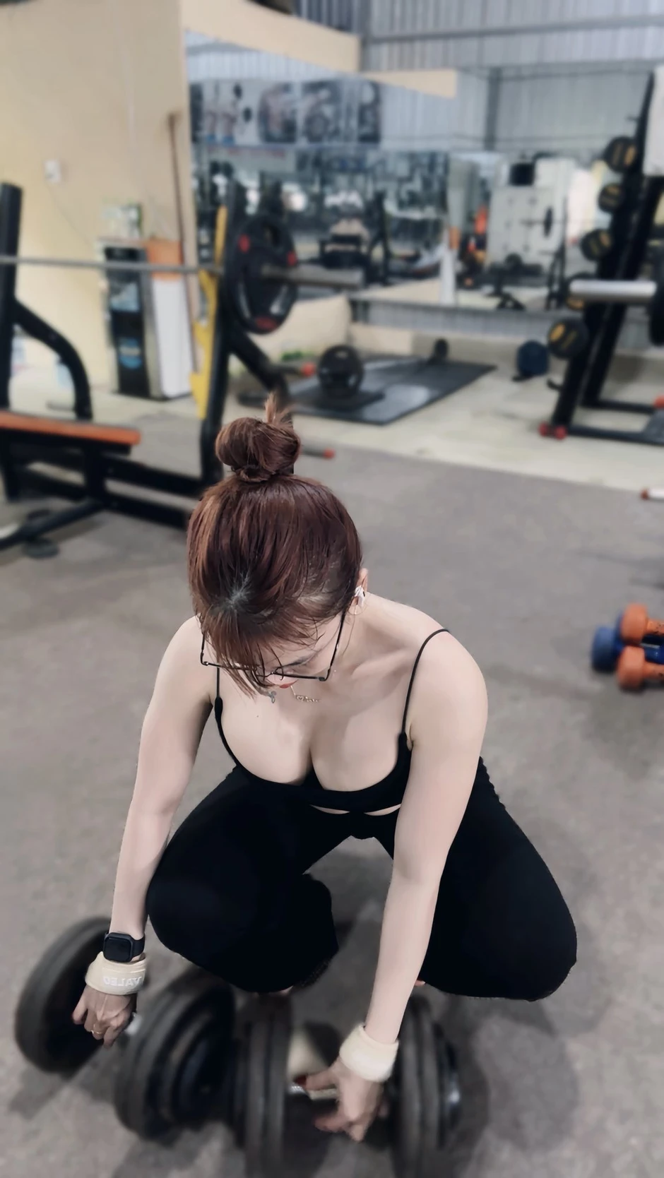 Đẳng cấp của nữ gymer Việt: Thu hút fan ngoại quốc, nói "không" với mạng xã hội O.F để giữ chất riêng
