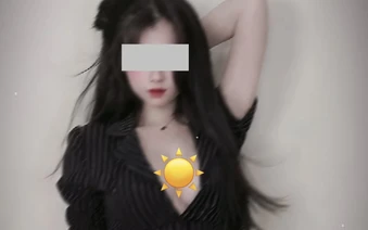 Đằng sau chiếc "bẫy mật": Gái xinh diện đồ hở hang để dụ dỗ fan nam vào group kín quảng cáo cá độ, cờ bạc