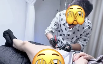 Đăng video công việc nhạy cảm lên TikTok, nam Content Creator gây tranh cãi, nghệ thuật làm đẹp hay chiêu trò câu view?