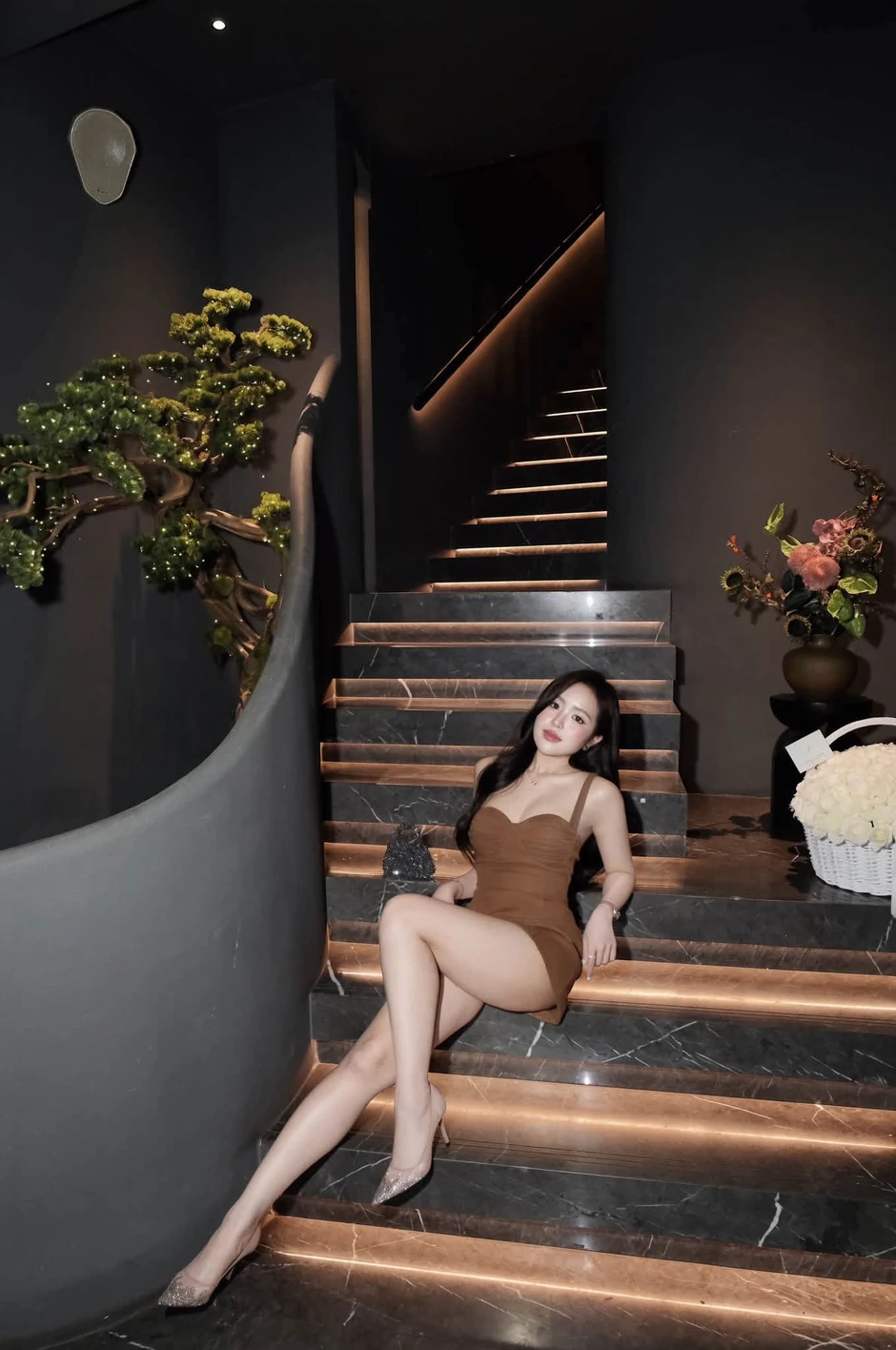 Lê Phương Anh đi ăn Omakase, khoe thần thái sang chảnh quyến rũ Lê Phương Anh đi ăn Omakase, khoe thần thái sang chảnh quyến rũ