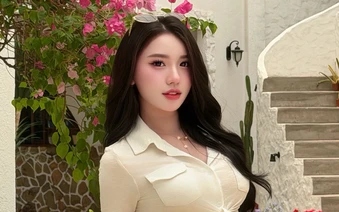 Diện đồ công sở đi cafe, hot girl khiến ai cũng phải gật gù thích thú với vóc dáng cực chuẩn