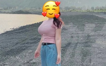 Diện đồ kín đáo đến 90% vẫn không thoát "lời ra tiếng vào", cô gái khóc ròng vì v.ò.ng 1 "quá khổ"