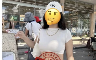Diện đồ ngắn đi cà phê rồi lên mạng hỏi ý kiến, cô gái nhận rổ "gạch đá"