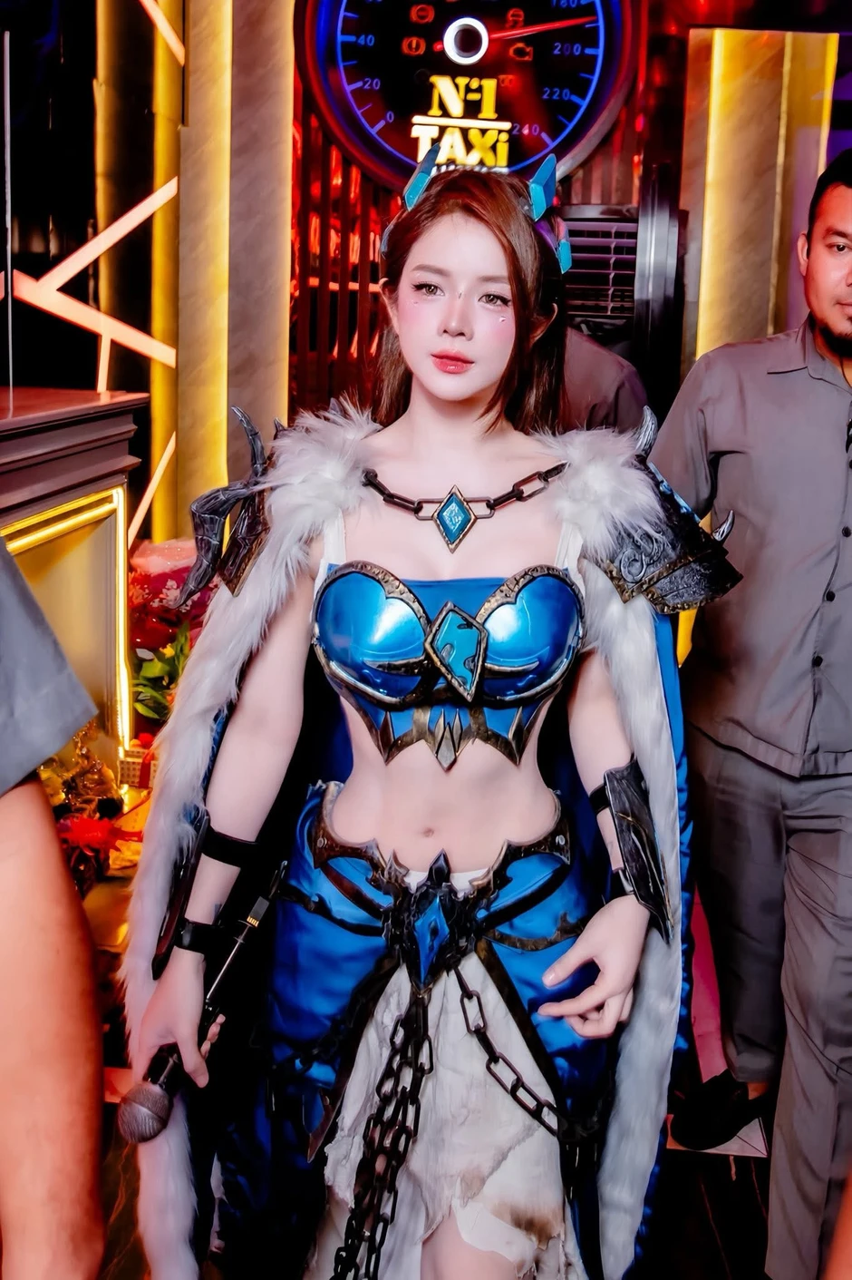 DJ Mie lại tung "skin", vừa xuất hiện đã khiến fan gục ngã