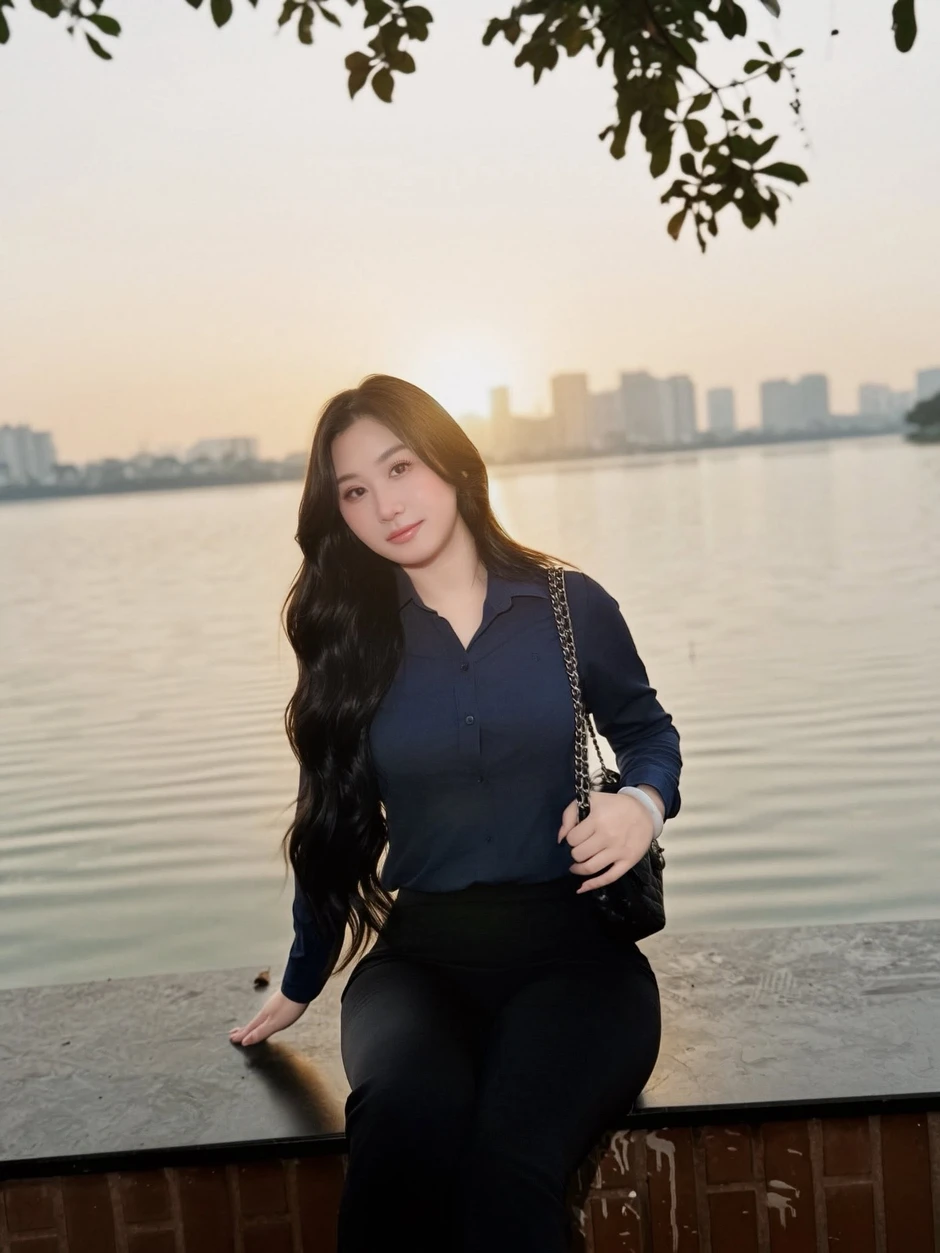 Đổi style thời trang, gymer Lê Đặng khiến CĐM ngỡ ngàng với giao diện mới Đổi style thời trang, gymer Lê Đặng khiến CĐM ngỡ ngàng với giao diện mới