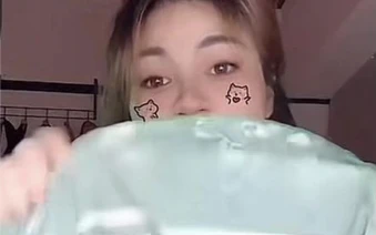 Đứng hình màn livestream sử dụng ch.ất c.ấm câu view và pha vạch áo cực s.ốc