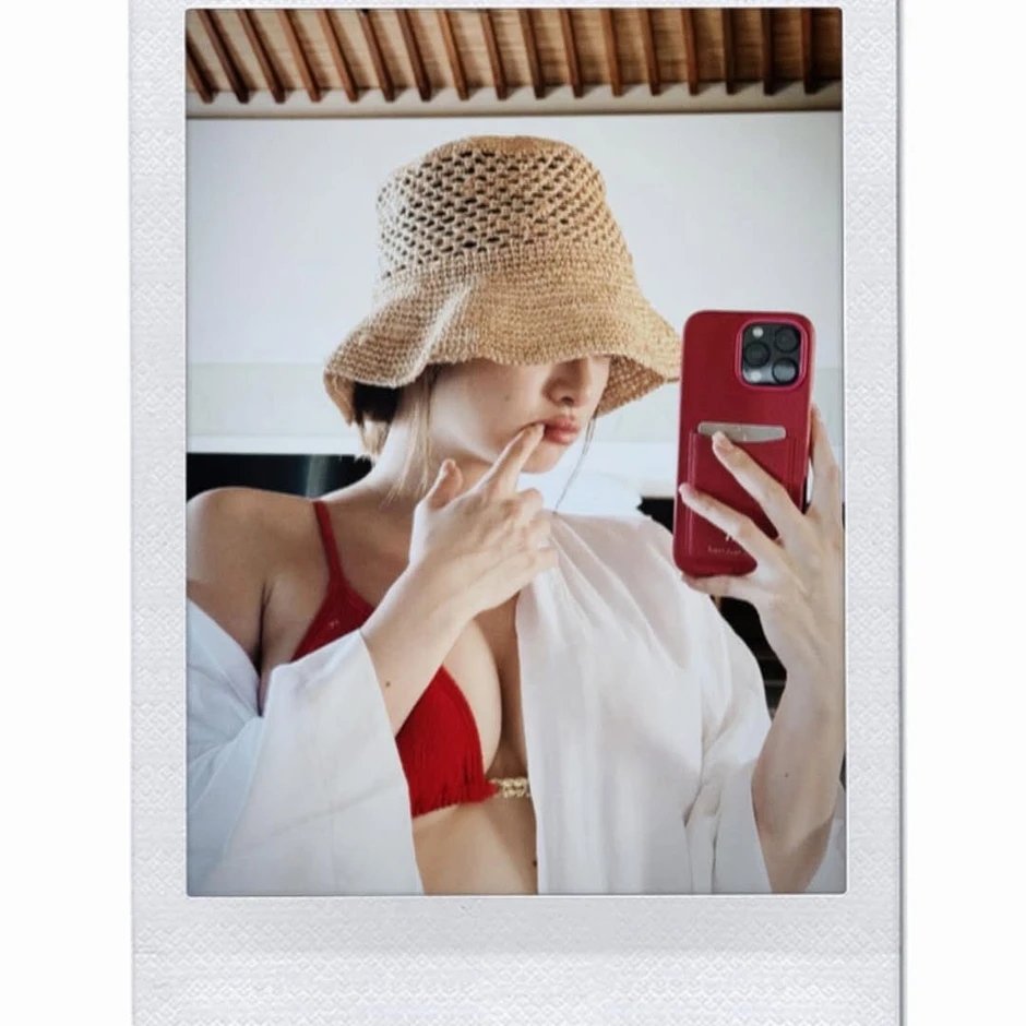 Gia nhập đường đua bikini, hotgirl "Em chưa 18" không ồn ào vẫn khiến dân tình "loạn nhịp" Gia nhập đường đua bikini, hotgirl "Em chưa 18" không ồn ào vẫn khiến dân tình "loạn nhịp"