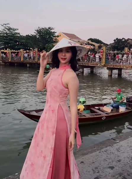 Hóa thân thành nàng thơ Việt, thiếu nữ Myanmar "đốn tim" cộng đồng mạng