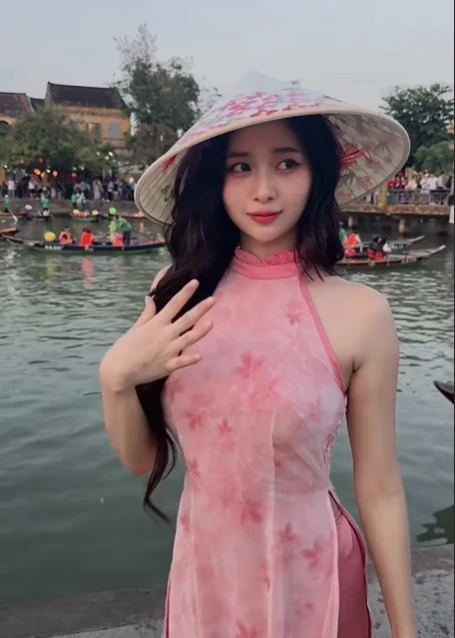 Hóa thân thành nàng thơ Việt, thiếu nữ Myanmar "đốn tim" cộng đồng mạng