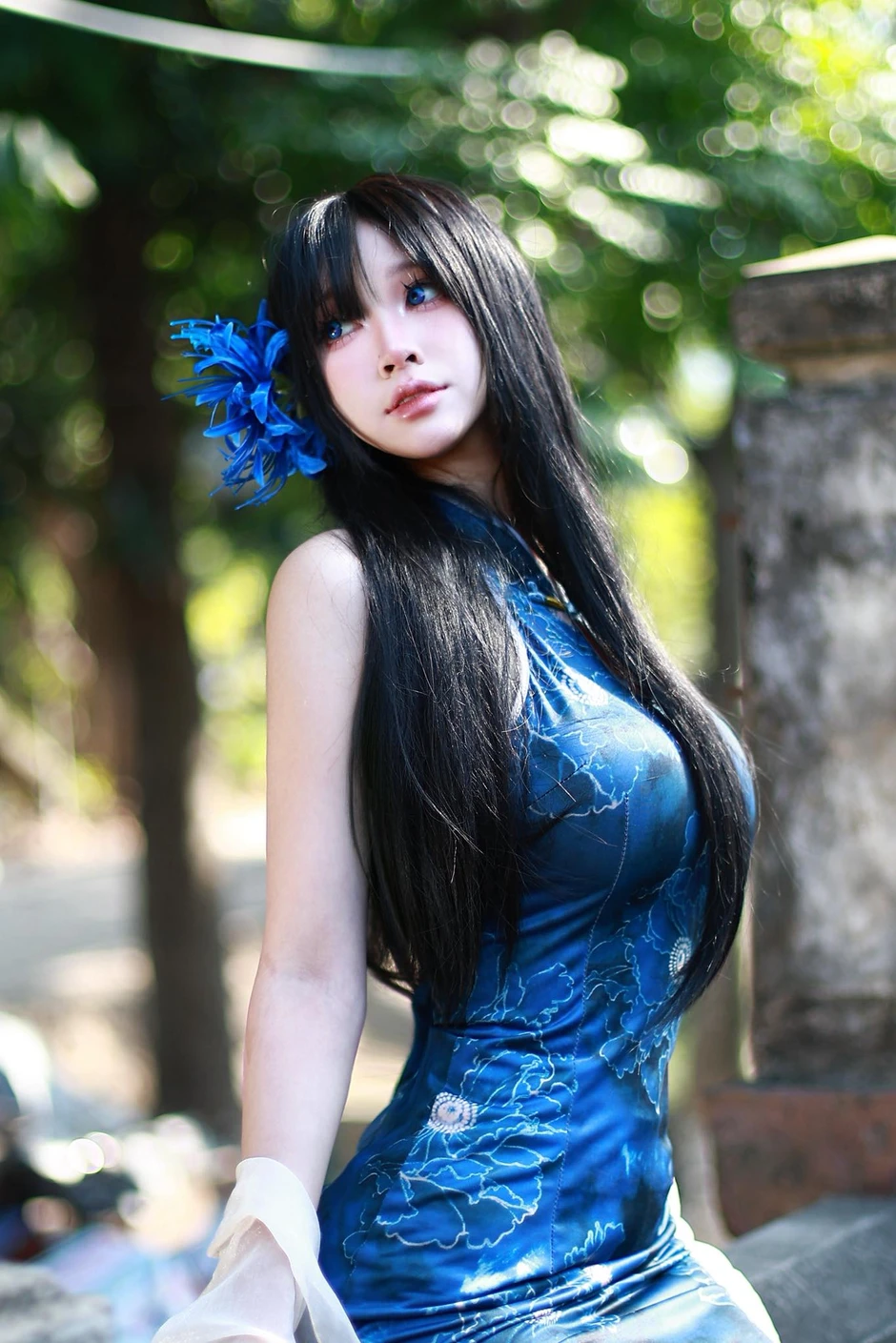 Khó rời mắt khỏi phiên bản "cô thỏ trắng" của nữ coser Việt, "cute" thế này bảo sao game thủ nào cũng mê