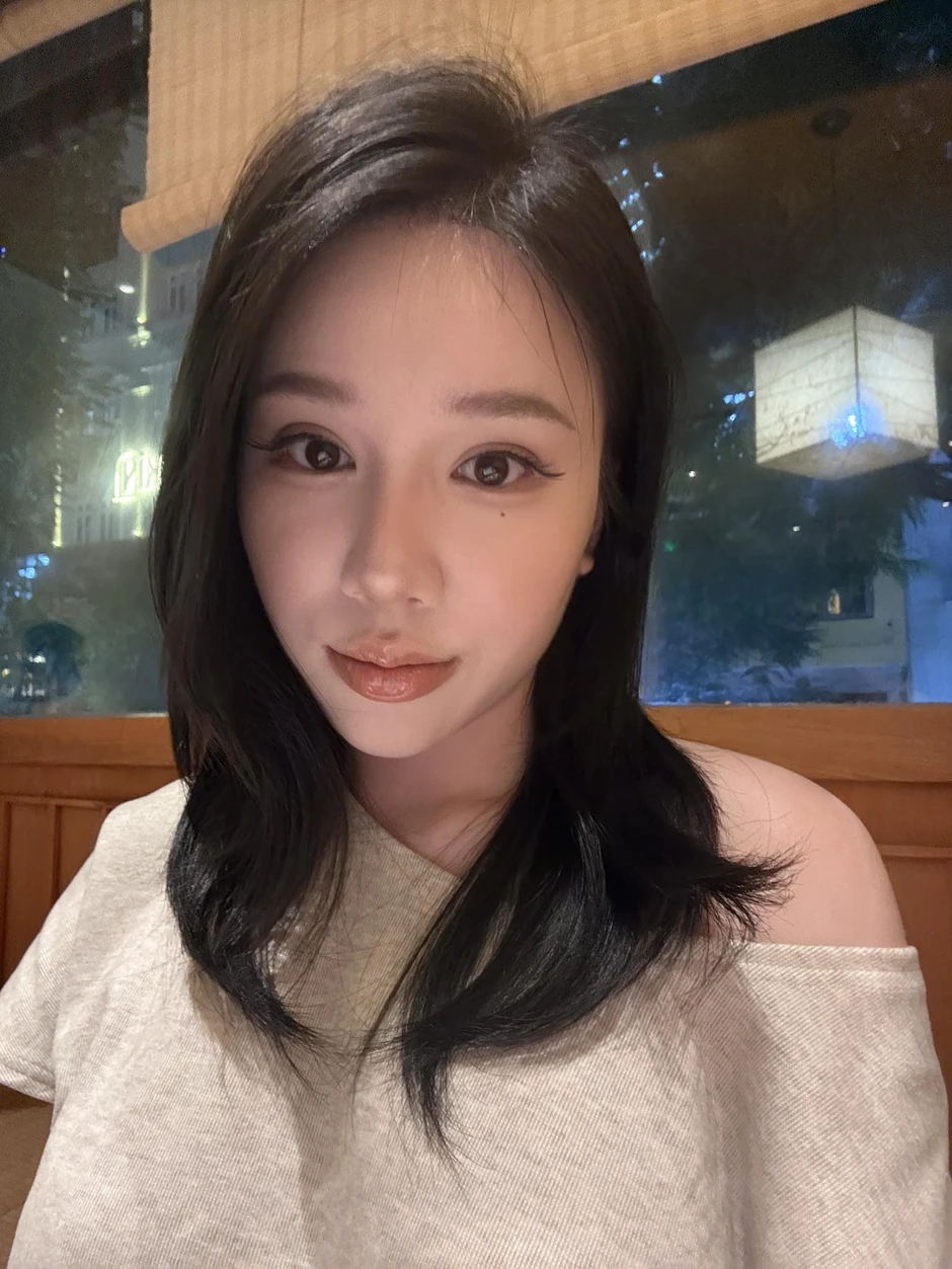 Liên tục bị quấy rối bằng những ngôn từ khiếm nhã, đây có thể là nữ streamer "khổ nhất" Việt Nam Liên tục bị quấy rối bằng những ngôn từ khiếm nhã, đây có thể là nữ streamer "khổ nhất" Việt Nam