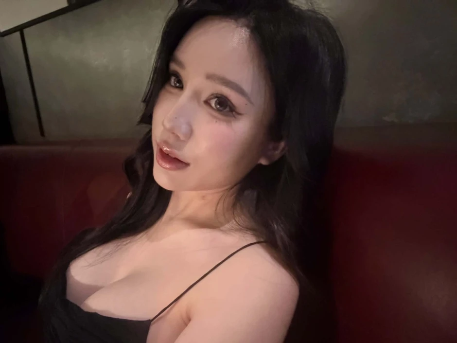 Liên tục bị quấy rối bằng những ngôn từ khiếm nhã, đây có thể là nữ streamer "khổ nhất" Việt Nam Liên tục bị quấy rối bằng những ngôn từ khiếm nhã, đây có thể là nữ streamer "khổ nhất" Việt Nam