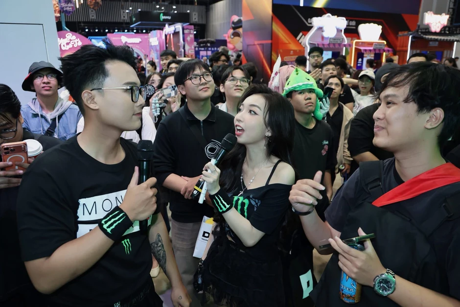 Ngắm dàn MC cực phẩm đổ bộ Vietnam Gameverse 2026: Đẳng cấp visual làm lu mờ cả sân khấu