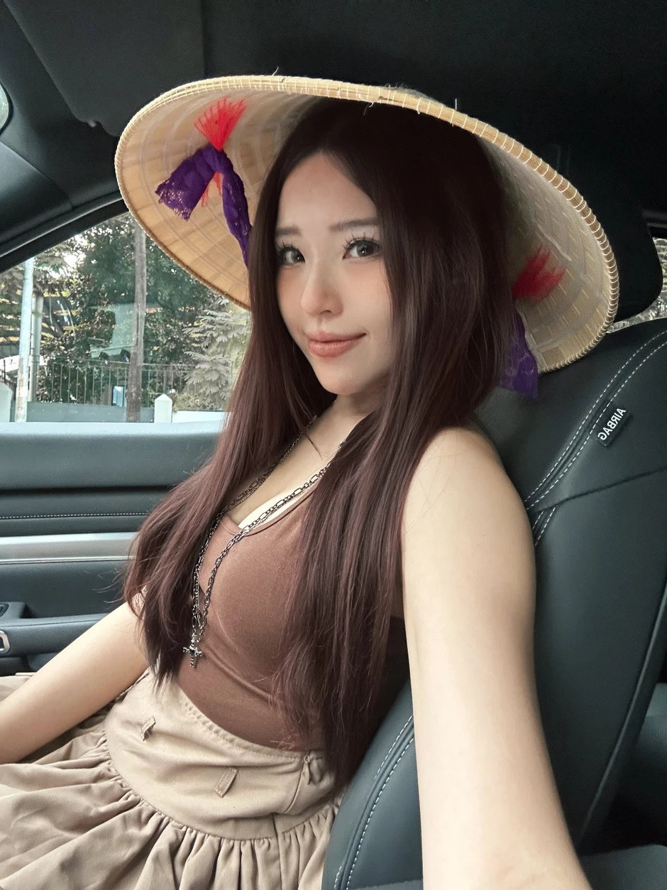 Ngắm nhan sắc ấn tượng của hot girl "Nóng cùng FIFA World Cup 2026", fan Panama đồng loạt điểm danh