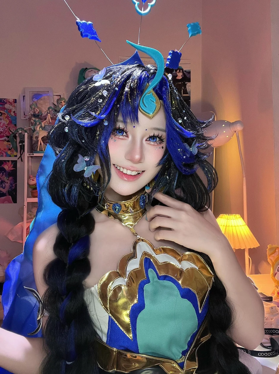 Ngây ngất với nàng tiên cá Dolia qua tài năng cosplay của hot girl Việt