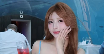 Nhan sắc ấn tượng của hot girl 2k4 đang "khuấy đảo" CĐM