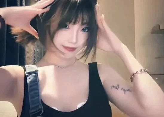 Nữ streamer bị tình cũ "bóc phốt", chuyên "săn" đại gia