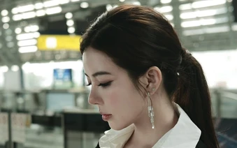 Ohsusu "lột xác" hóa cô thư ký, làm cả làng game Việt phải "chao đảo" vì ngỡ ngàng