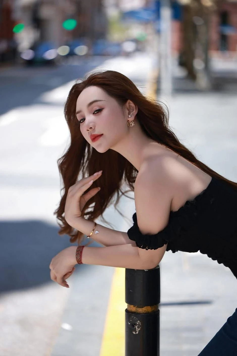 Quỳnh Kool tung video cực cháy, slay từ ánh mắt đến nụ cười!