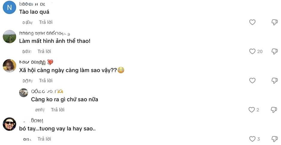 Sốc với hình ảnh độc lạ trên sân pick, cộng đồng mạng phải thốt lên “nhố nhăng, phản cảm, bất ổn nhất thế kỷ”