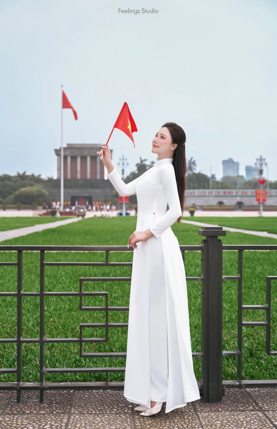 Thích thú với bộ ảnh áo dài ý nghĩa của Á Khôi Phương Anh nhân dịp kỷ niệm Ngày Thống nhất đất nước
