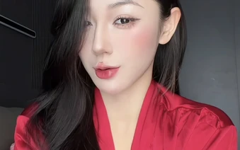 Trần Hà Linh lại lên video giật gân, lấy bệnh xã hội câu view