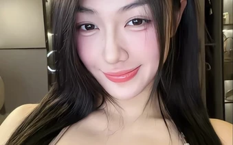 Trần Hà Linh ngày càng có động thái "đi quá giới hạn"