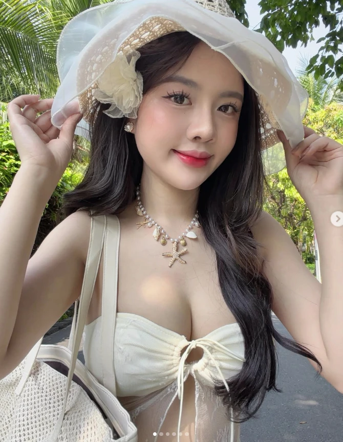 Từ đồng phục bay đến phong cách đời thường, sức hút khó cưỡng của nữ tiếp viên hàng không gen Z Từ đồng phục bay đến phong cách đời thường, sức hút khó cưỡng của nữ tiếp viên hàng không gen Z