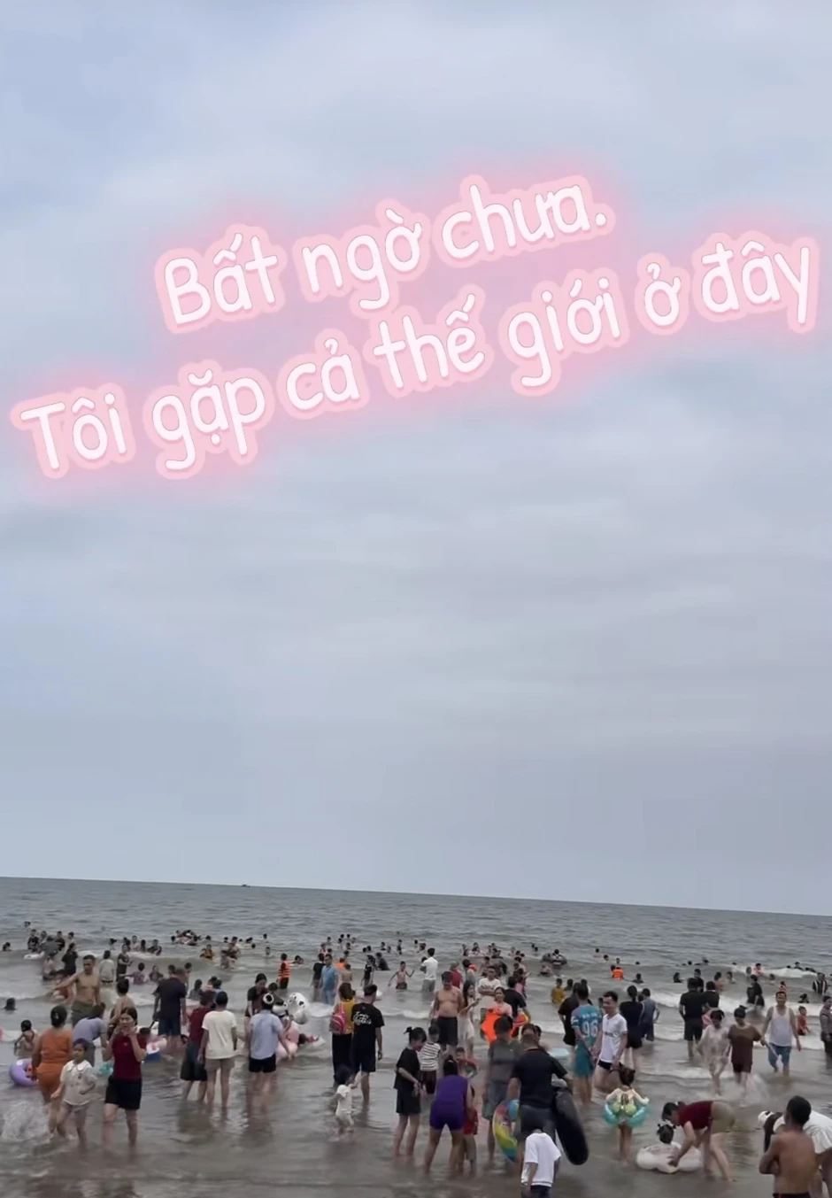Từng viral với bộ ảnh đi biển, cô giáo mầm non hot TikTok định đi trốn và cái kết dở khóc dở cười