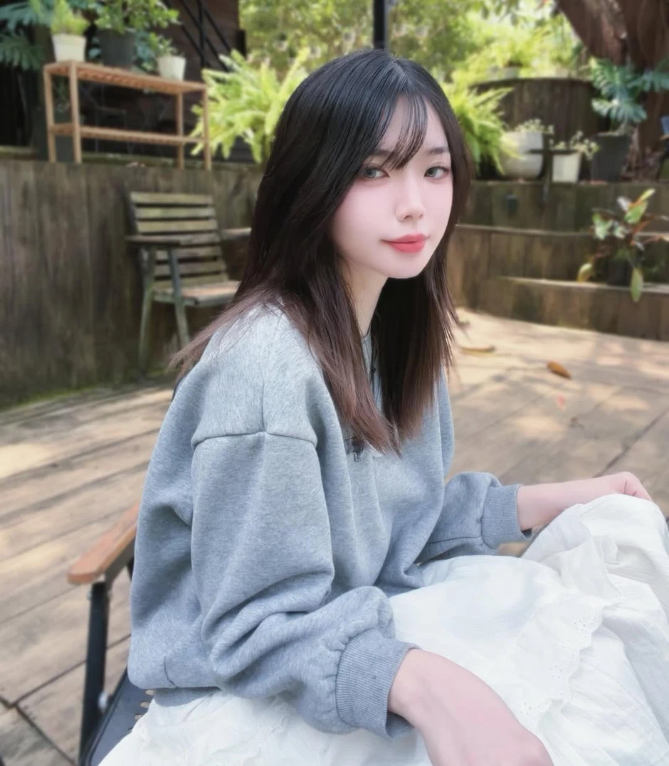 Tưởng đùa mà thật! Remind chính thức debut làm idol, khiến CĐM được dịp bàn tán xôn xao Tưởng đùa mà thật! Remind chính thức debut làm idol, khiến CĐM được dịp bàn tán xôn xao