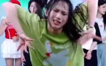 Vì nổi tiếng, các idol mạng bất chấp đến thế này