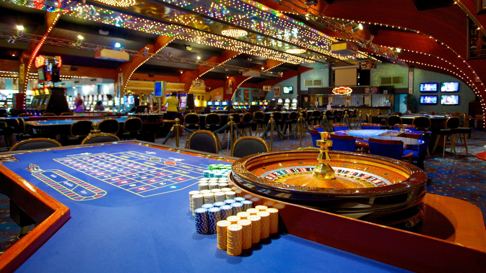 Các loại hình giải trí bàn bài phong phú tại Casino RR88